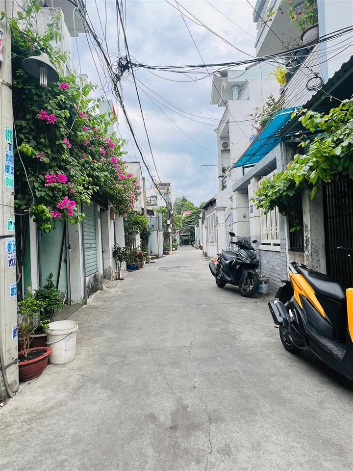 Đất đường số 6, linh tây, cách phạm văn đồng 50m, giá 4,5 tỷ