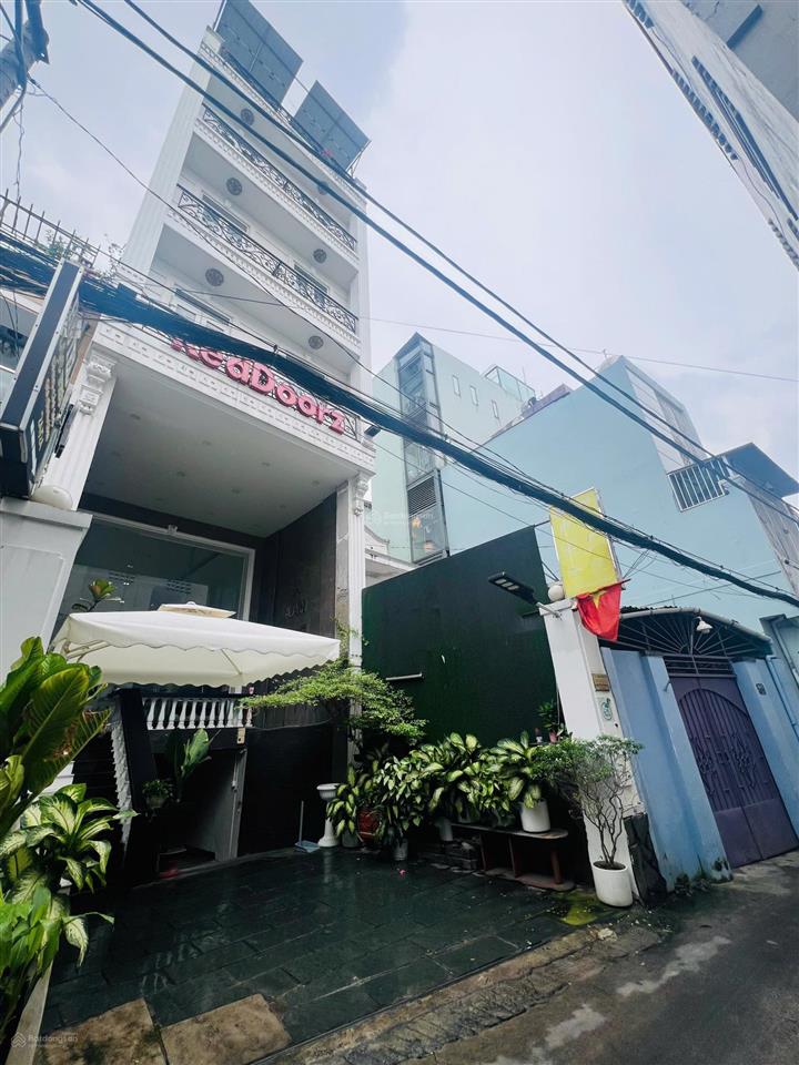 Bán nhà phú nhuận siêu vị trí, cách mặt tiền 30m, 154m2, chỉ 113 triệu/m2 xây hầm, 5 tầng, 17,5 tỷ