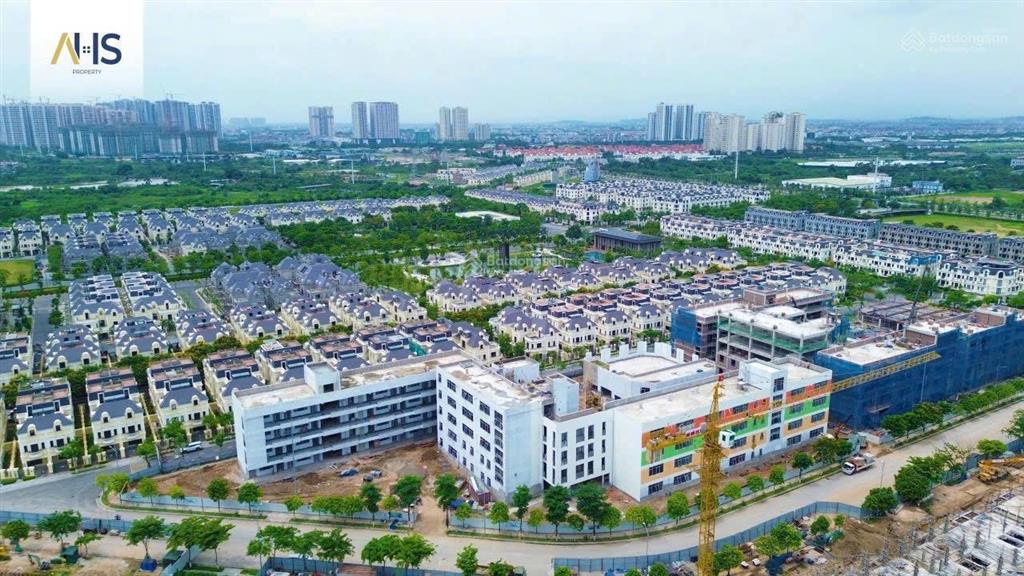 Bán biệt thự song lập an lạc 135m2 có hầm hướng đông nam view trường học cực đẹp cam kết giá tốt