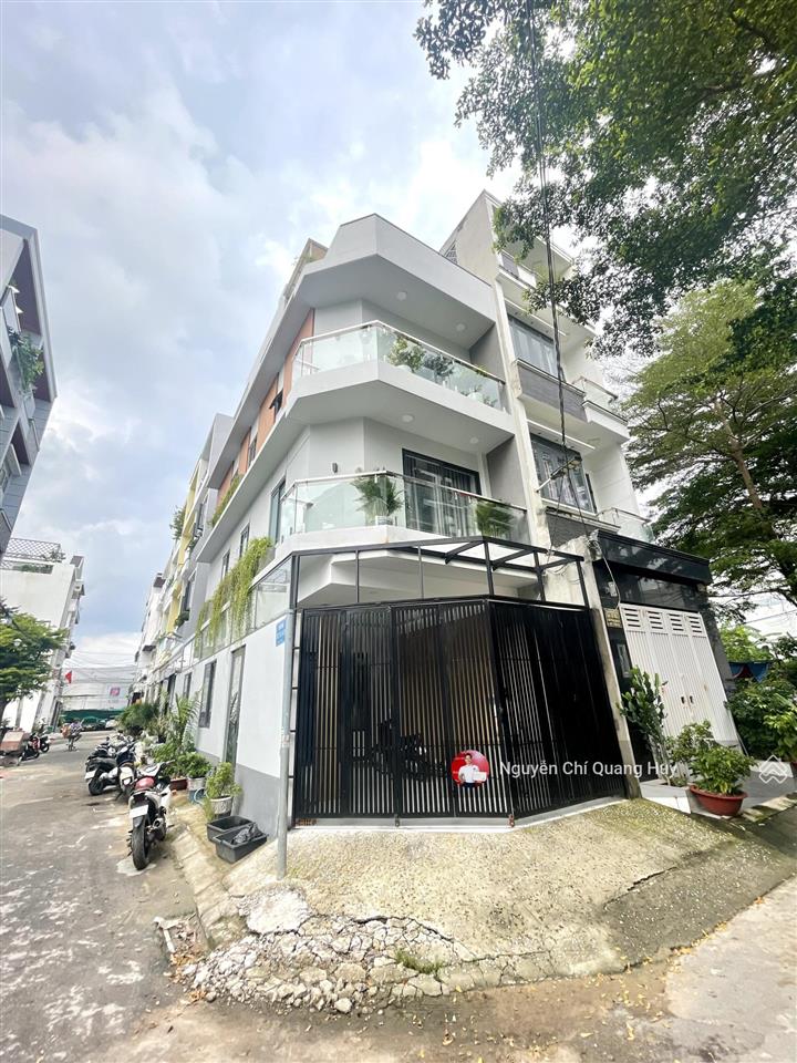 Nhà góc phố hiện đại xây dựng mới đường 8m kdc 83 đào tông nguyên 4,5x15m sổ hồng giá 7,5 tỷ