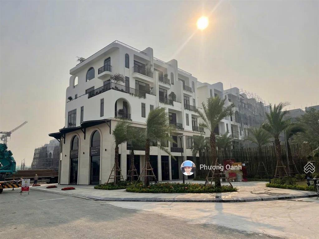 Chính chủ gửi bán lk xẻ khe 120m², vaquarius văn giang, mt 8m, giá 16 tỷ bp hướng đn. 0964 364 ***