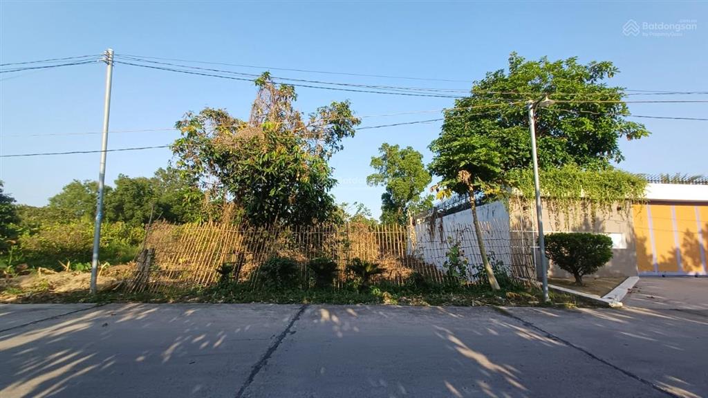 Bán nền biệt thự lộ xe 7 chỗ vô tới nơi. cách quốc lộ 61c chỉ 200m, cách cầu ba láng 1km