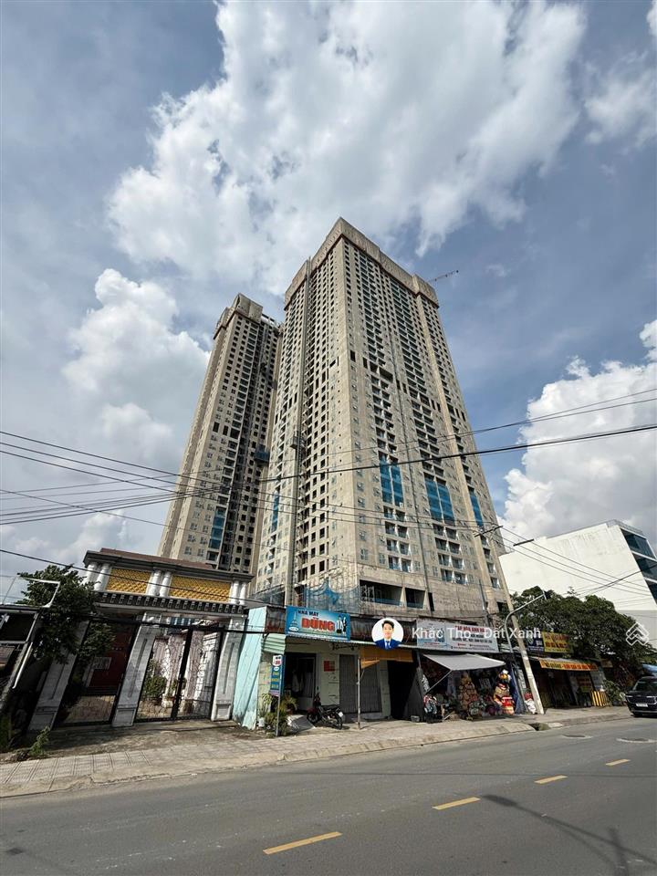 Bán căn góc 3pn view đẹp tại a&t sky garden, 91,3m2 giá 3tỷ2 0933 998 ***