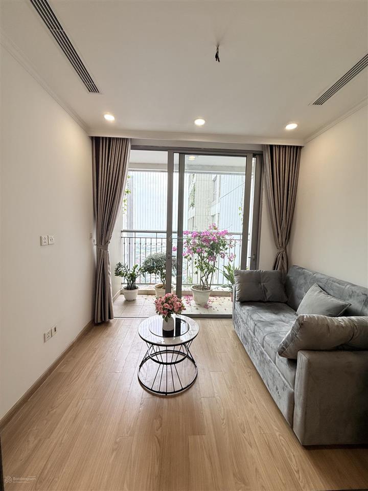 Hiếm! chính chủ gửi bán gấp ch 1pn+ view hồ 52m vinhomes gardenia từ 4,8x tỷ | 0974 999 ***