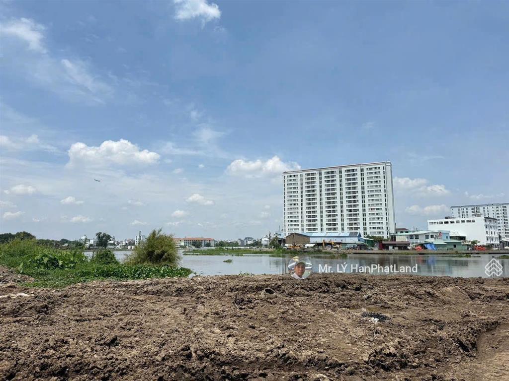 Đất apd 9, dt 12x60m chỉ 23,5 tỷ, 744m2, mặt rạch thông thoáng, gần sông giáp sông tham lương gv