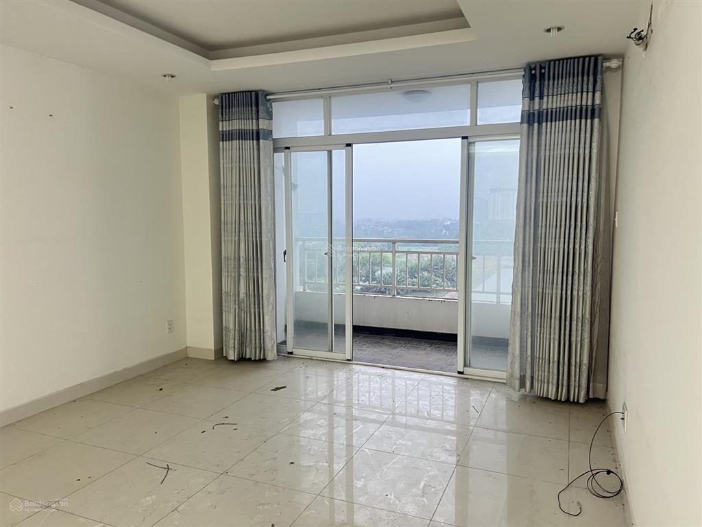 Bán ch terra rosa 92m2pn2wc căn góc. full nội thất như hình. sổ hồng. giá 3,1 tỷ. 0909 864 ***