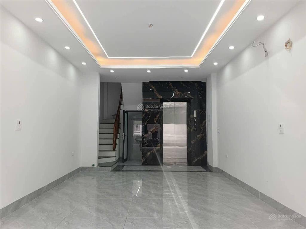 Tây mỗ full nội thất như hình 6 tầng thang máy, xây đơn lập sổ vuông bánh chưng, ngõ rộng 3m,