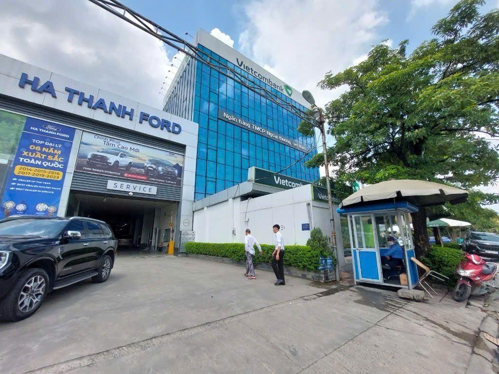 Khủng! Bán tòa nhà 6 tầng mặt QL32, Hoài Đức, DT 5000m2 góc, giá chỉ 330 tỷ