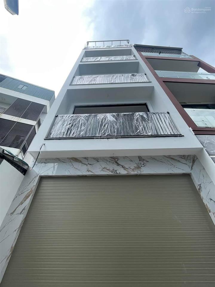 Cc bán nhà ngọc hồi . hn 43m2 x 5 tầng nhà 0972 253 *** nhà 4 mặt thoáng cách 20m ra ô tô tránh