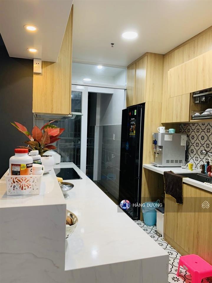 Căn hộ giai việt chính chủ cần bán 2pn 2wc dt 78m2 giá tốt thoả thuận. sổ hồng. vị trí trung tâm