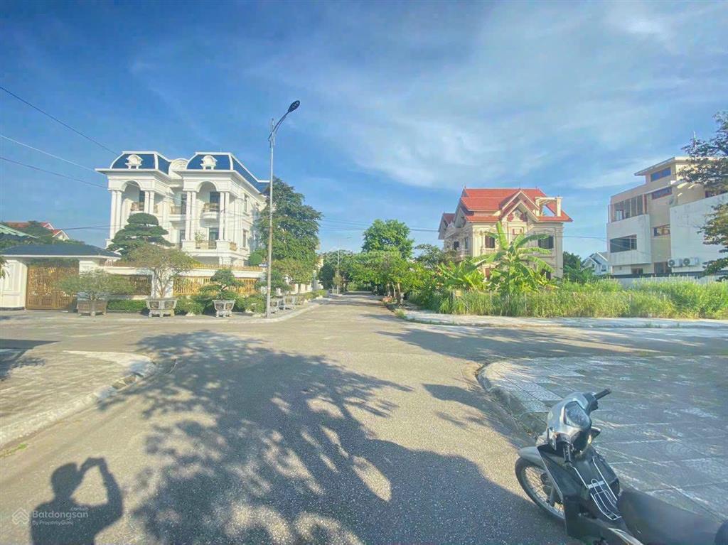 Chuyển nhượng lô đất biệt thự kđt anh dũng 7 dt 280m2 đường 15m giá 2x tr/m2
