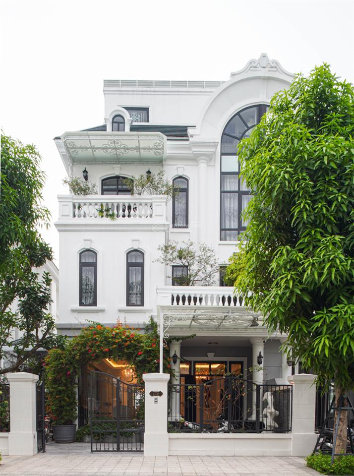 Bán nhanh căn góc 321m2 vinhomes green villas view công viên gần trường học và khu dịch vụ