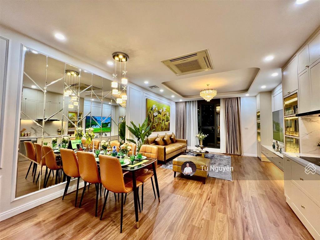 Chính chủ bán căn 2 phòng ngủ, 67m2 eco dream số 300 nguyễn xiển. giá 5 tỷ