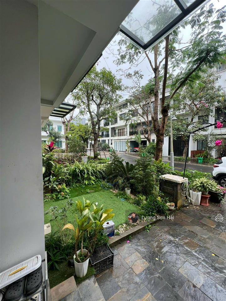 Bán nhà biệt thự 4pn, 5vs tại ecopark, 30 tỷ, 135m2, hưng yên, uy tín