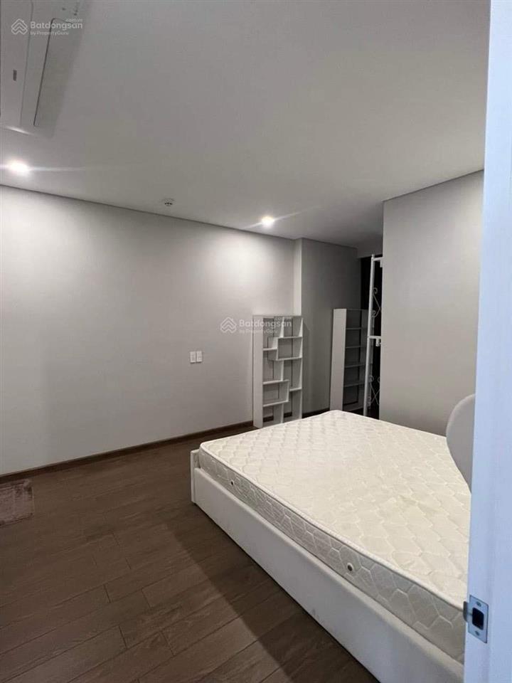 Cần bán căn hộ chung cư vĩnh hội 2 pn, 2 wc, có nội thất, giá 6,3 tỷ. 0948 032 ***