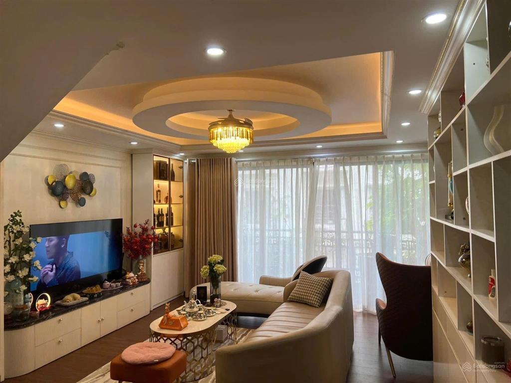Duy nhất 1 la casta 2 mặt đường lớn dt 84m2, 5 tầng mt 5m. đẹp nhất. chỉ 24 tỷ kinh doanh