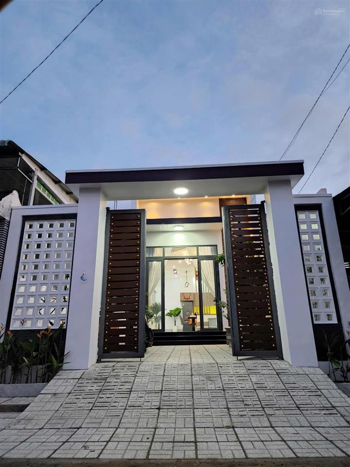 Nhà cấp 4 giá rẻ ngay trung tâm p.tân triều chỉ 300tr sở hữu ngay