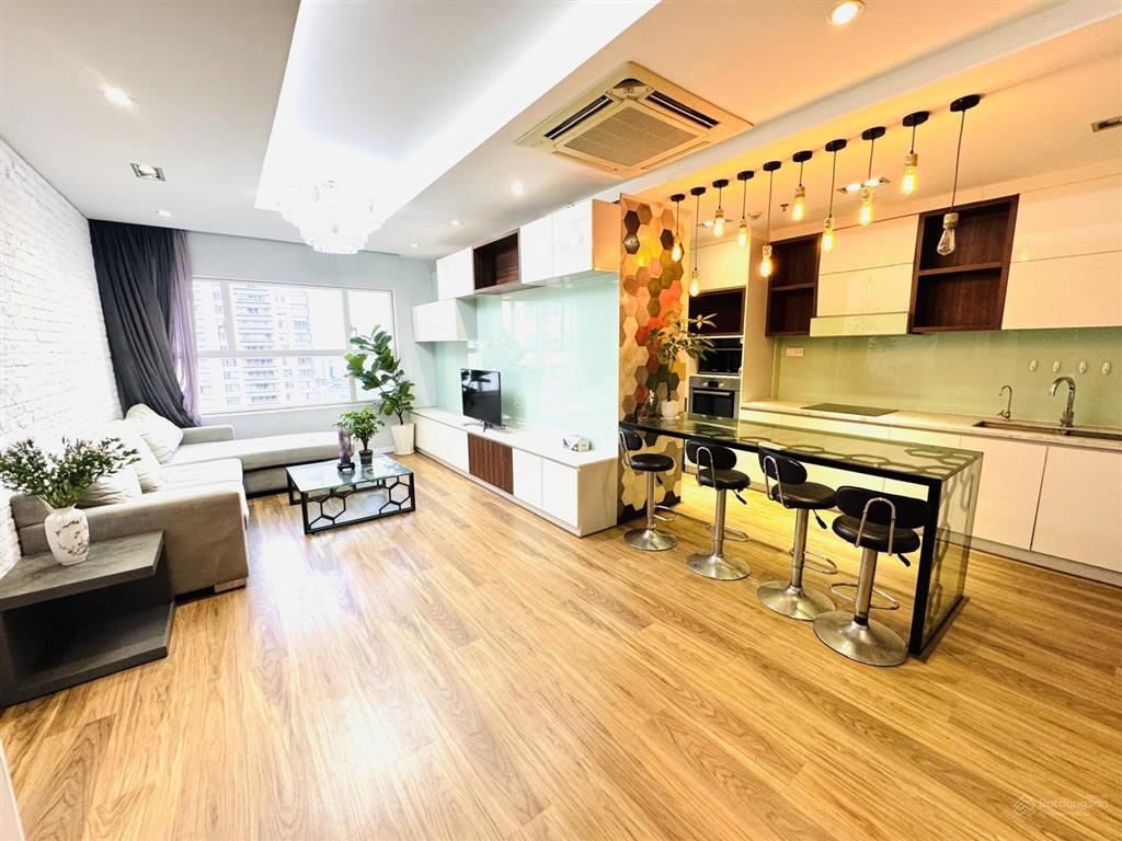 Bán căn hộ siêu đẹp tại sunrise city 2pn 2wc 99m² giá chỉ 8,2 tỷ, full nội thất