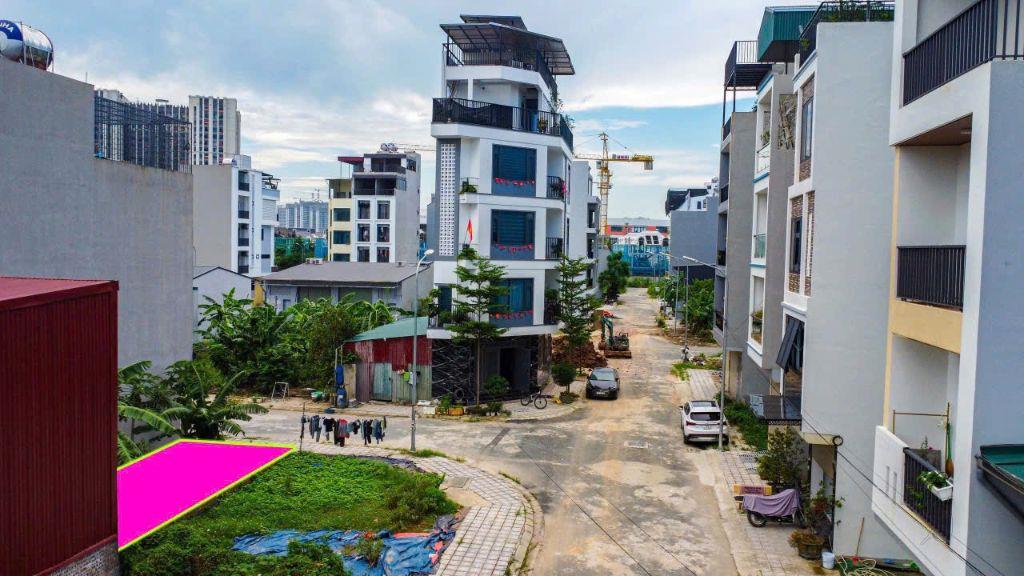 Lô áp góc diện tích 64m2 mặt tiền 4,78m hướng Nam gần công viên vườn hoa giá hợp lý