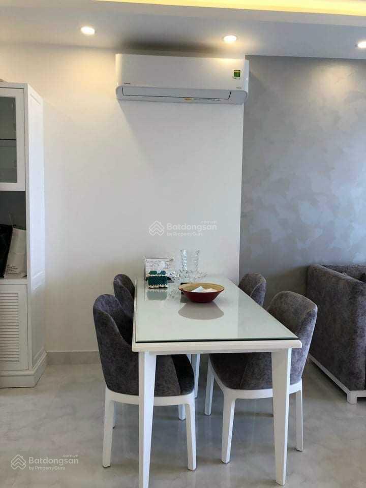 Cần bán ch florita 2pn 2wc 76m2 5,3 tỷ. 0931 003 *** giang