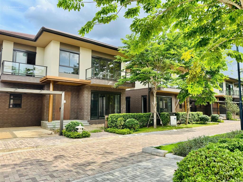 Hiếm có căn biệt thự diện tích nhỏ 225m2/4pn view công viên, mua gốc chủ đầu tư. 3,5 tỷ nhận nhà