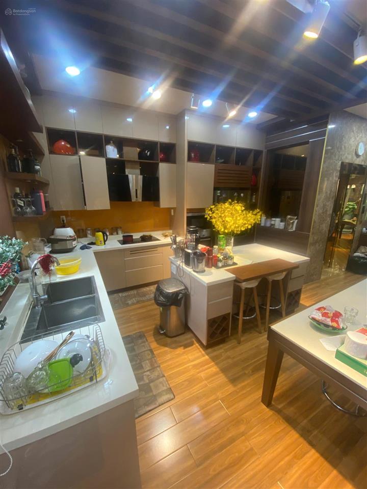 Chính chủ cần bán nhà mới đẹp kdc đại phúc. dt 90m2 2 lầu, sổ hồng giá 9,2 tỷ. duyên 0901 023 ***