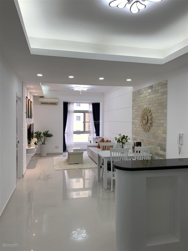 Cần bán nhanh căn hộ sky garden pmh q7 giá siêu rẻ. 0917 300 *** em hằng