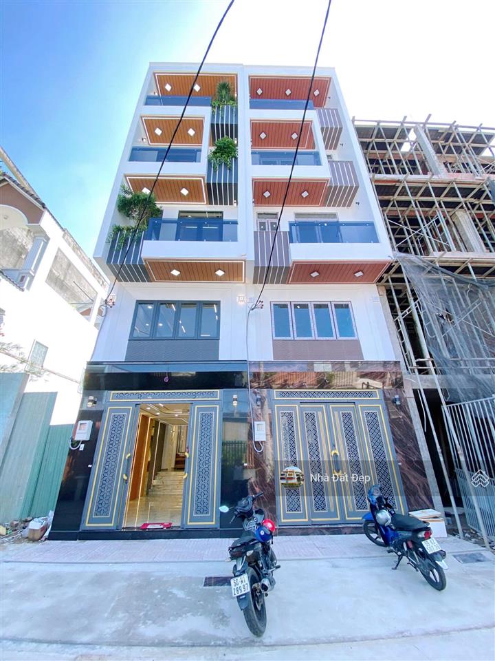 Siêu phẩm nhà mới có thang máy 5 tấm full nội thất 4x20m. hẻm 10m lê trọng tấn giáp aeon tân phú