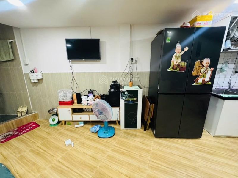 Bán nhà phú nhuận hẻm xe tải 120m2, 2 tầng ngang 10m, kd đỉnh hoàng văn thụ ngợp bank, 8.8 tỷ