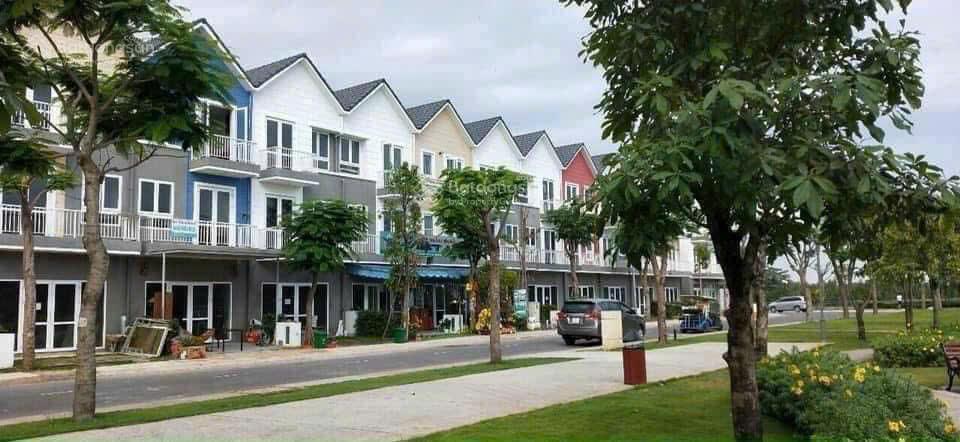 Chính chủ gửi bán nhà phố park riverside, 75m2, sổ hồng, nội thất đẹpcứng cáp, giá 10,x tỷ