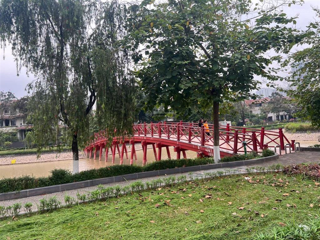 Bán gấp trong tháng lk an hưng hoàn thiện cực đẹp có thang máy giá 21 tỷ. 0963 689 ***