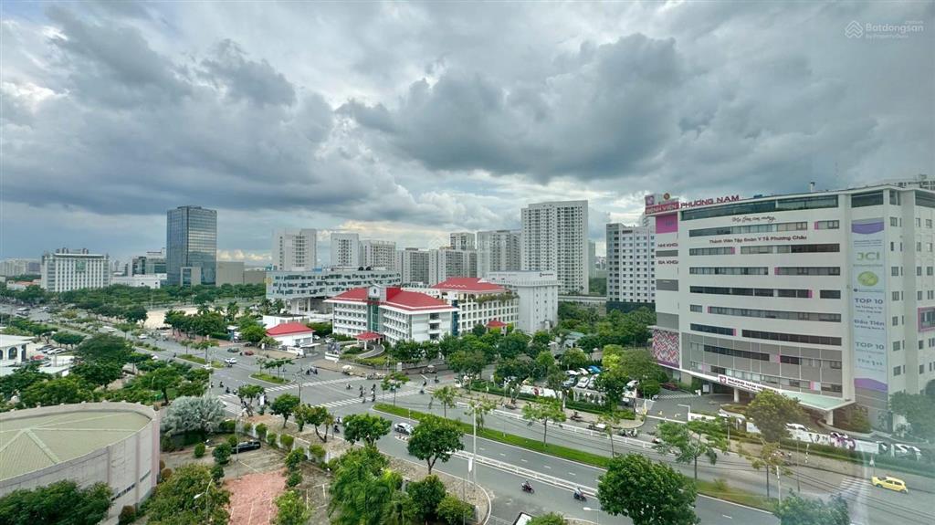 Cần bán căn hộ res3 view không chắn, giá tốt đảm bảo giá tốt. thành tâm