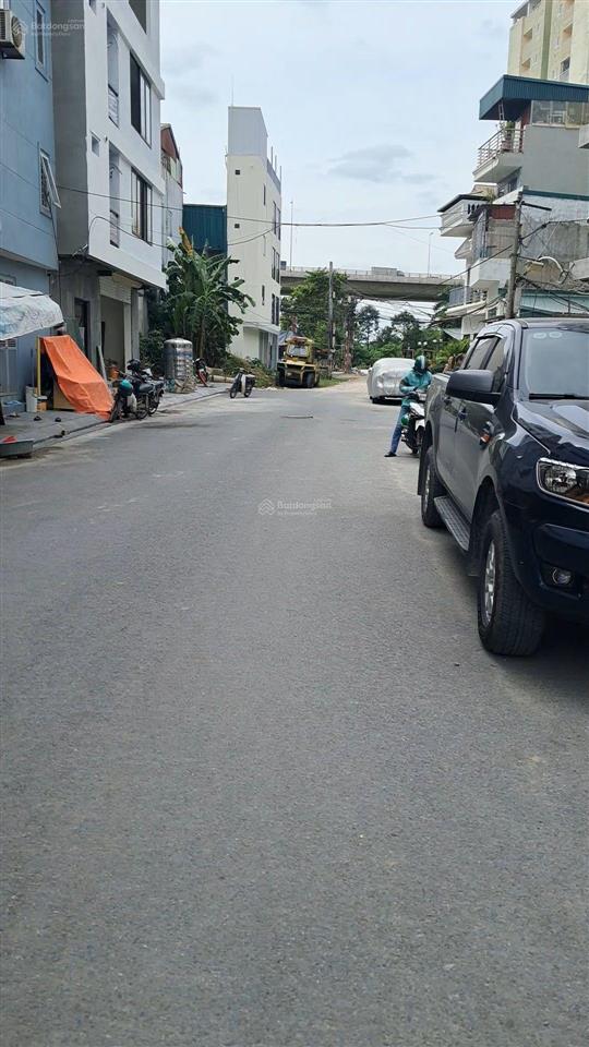 Thượng thanh lô góc ô tô vào ngõ thông 10m ra đường 13,5m 90m² mt 8m 14,2 tỷ