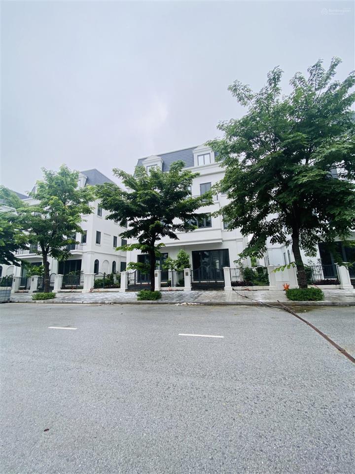 Cần bán gấp biệt thự solasta mansion 170m hướng đông nam giá cực rẻ