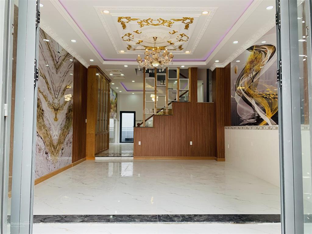 Bán nhà 5x17m, sổ riêng hoàn công đầy đủ gần giáo xứ tân mỹ