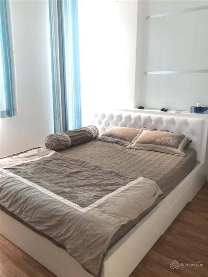Chính chủ gửi bán ch chung cư 1050, 2pn, 61.5m2, giá 3.1 tỷ có sổ hồng, 0933 370 ***