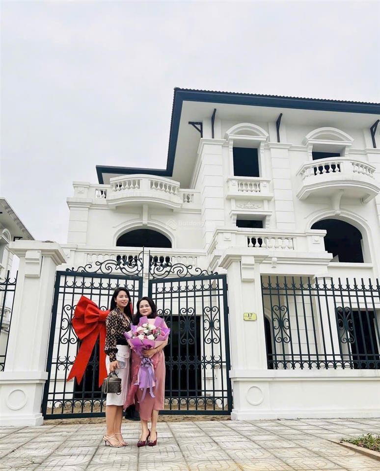 Biệt thự vườn cam cần bán gấp trong tháng 910/2026 này thu 0986 535 *** giá 95tr/m2
