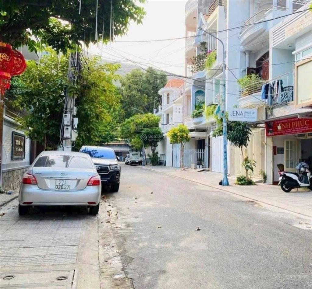Bán nhà mặt tiền nội bộ vỉa hè rộng lê hồng phong thông lê lợi, p4, tp. vũng tàu, giá 8,5 tỷ tl