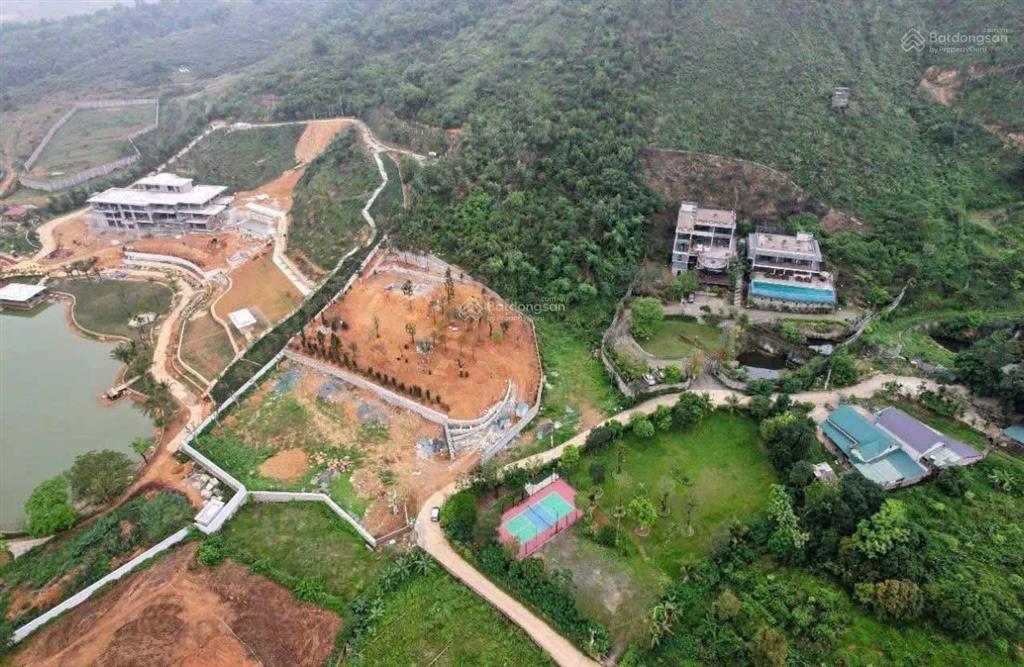 Chính chủ cần bán hơn 1800m2 ở tiến xuân, quần thể biệt thự hn, thích hợp đầu tư và ở ạ