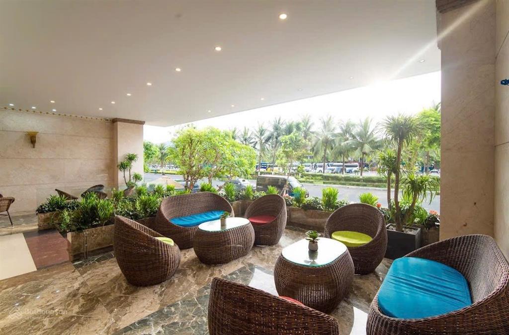 Chính chủ cần bán tòa khách sạn biển võ nguyên giáp, đối diện bãi tắm đẹp đà nẵng