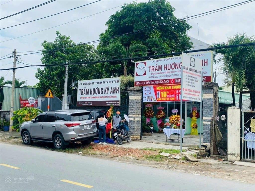 Chính chủ bán nhà mt hương lộ 2, thuộc xã tân phú trung, dt 11*33m 361m2, có 208m2 tc giá 9,2 tỷ