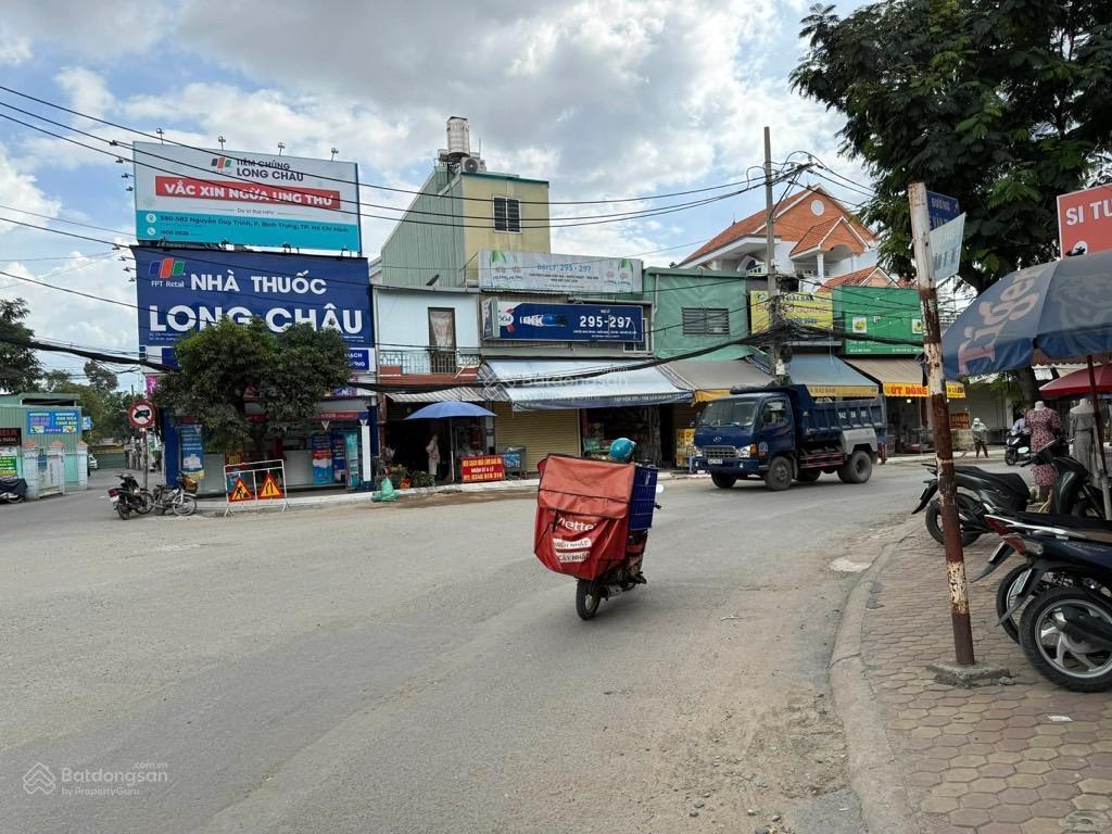 Một lô hiếm có sát bv lê văn thịnh 74m² giá 6,2 tỷ