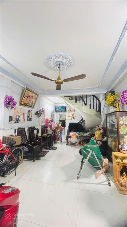 Nhà bán đ huỳnh thiện lộc 1 sẹc sát q tân bình 3 tầng btct 70m2 6,950 tỷ