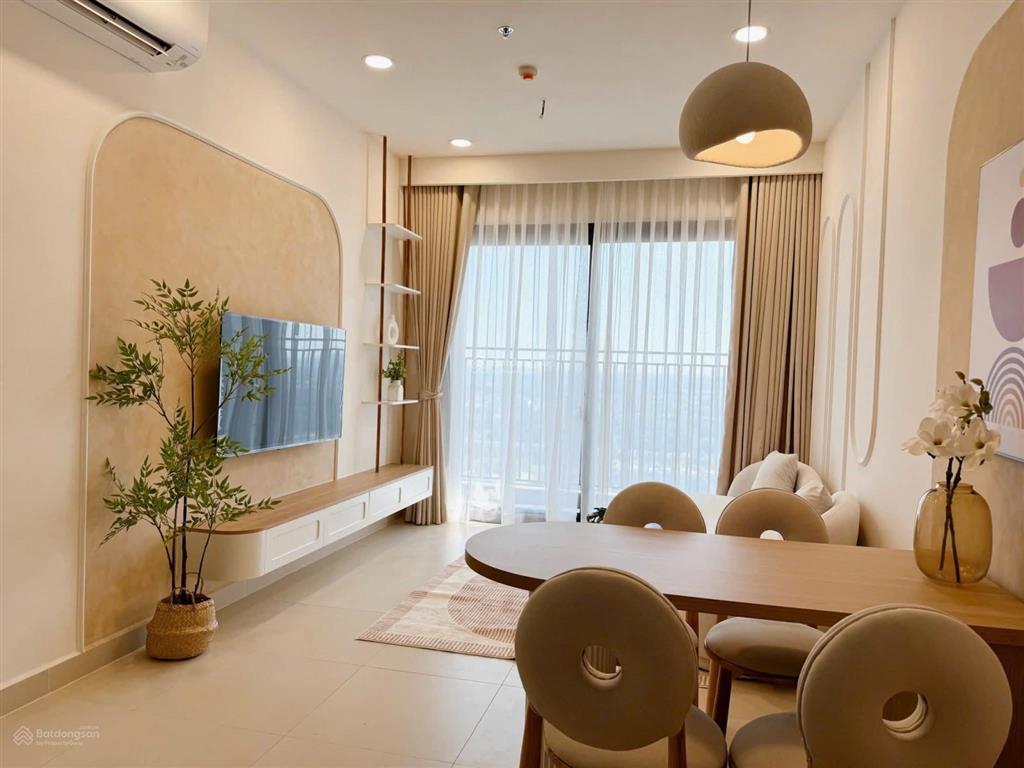 Còn 1 căn một trong số ít sunrise city 1pn, 1wc, 56m2 bán 4.8 tỷ vnd