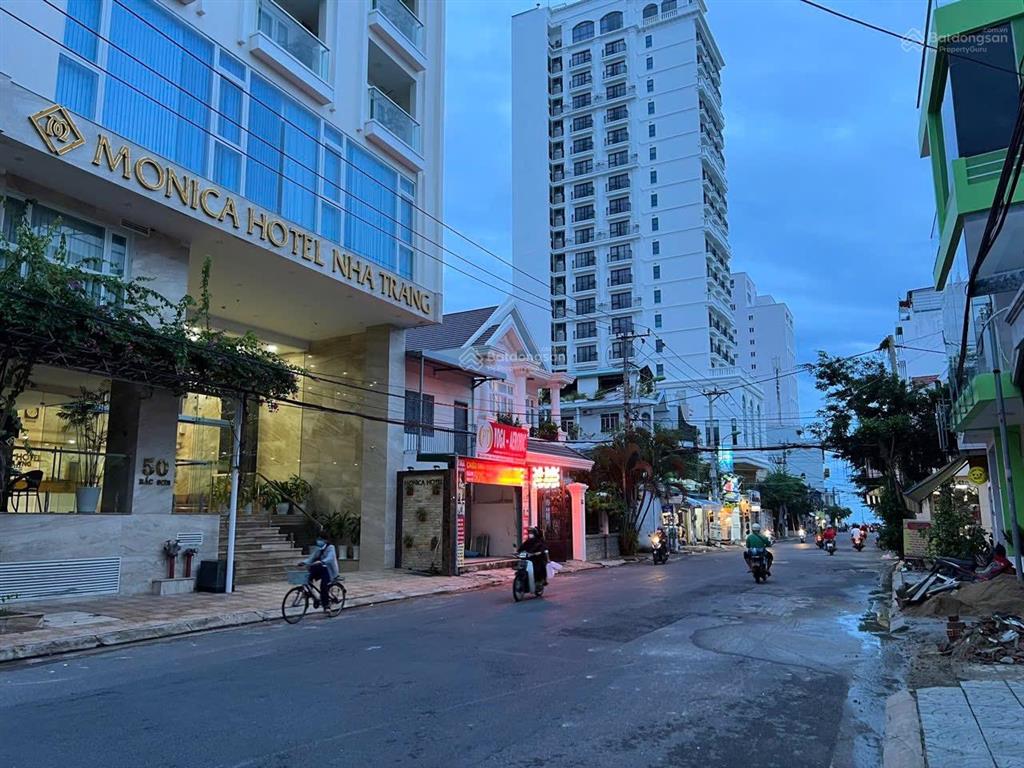 Bán đất xây ks đường bắc sơn, vĩnh hải, nha trang. dt 659,6m2 (ngang 15m) gần biển giá 130 tr/m2