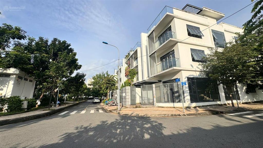 Bán nhà phố 2 mặt tiền an phú new city đã có sổ hồng