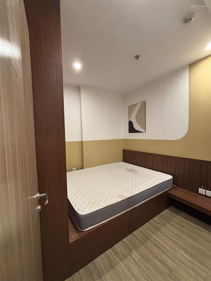 Giá chuẩn 100% chính chủ nhờ bán gấp căn 55m2 tòa s303 view công viên giá siêu rẻ