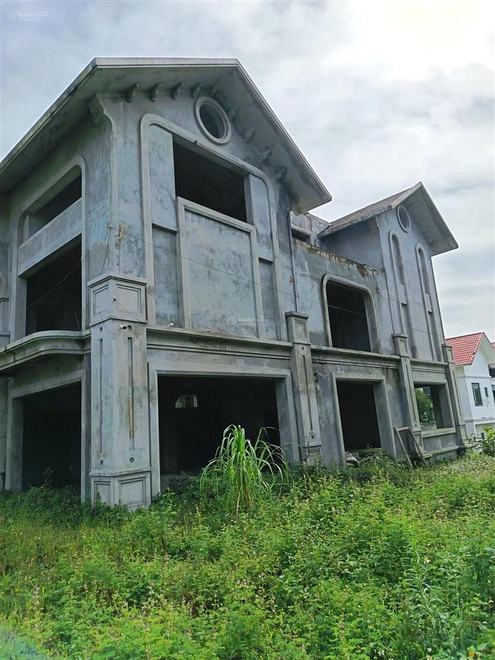 Bán căn bt đơn lập 656m2 khu a khu đô thị xanh villas. giá chỉ 65tr/m2 rẻ nhất khu 0962 783 ***
