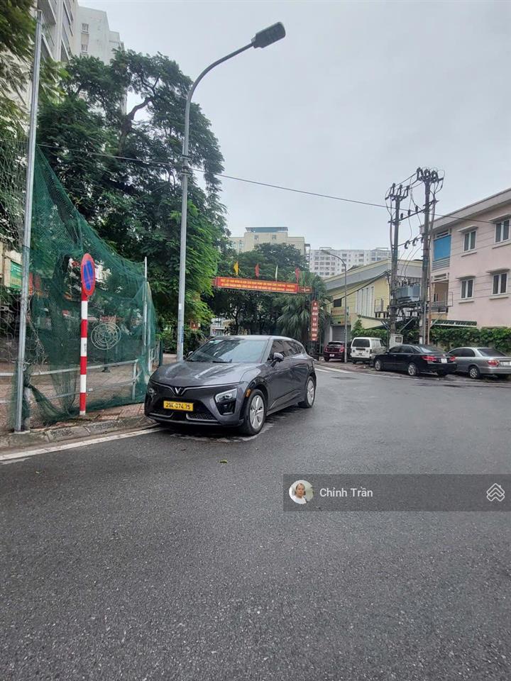 Cc bán 112m mt 6m đất phân lô ô tô tránh kd, trước nhà qh mở đường 13,5m nhỉnh 19 tỷ