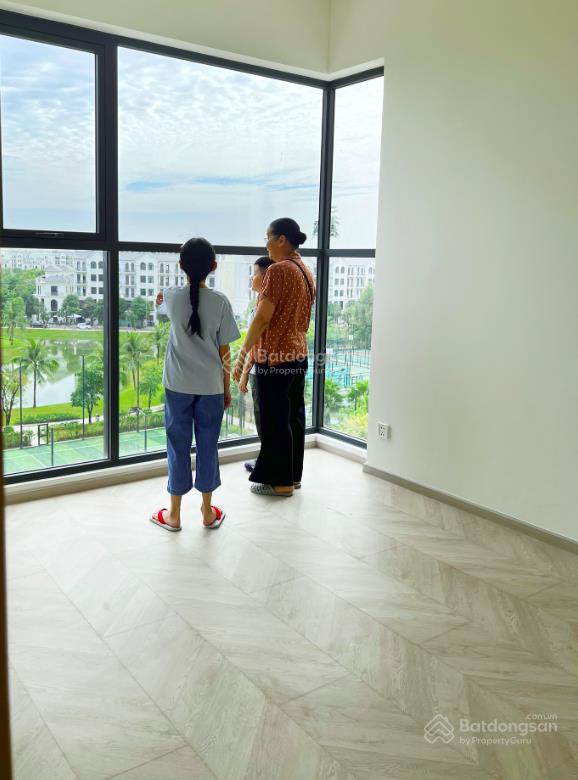 2pn2wc lầu cao bán 4,090 tỷ, hướng đông bắc, lumiere boulevard